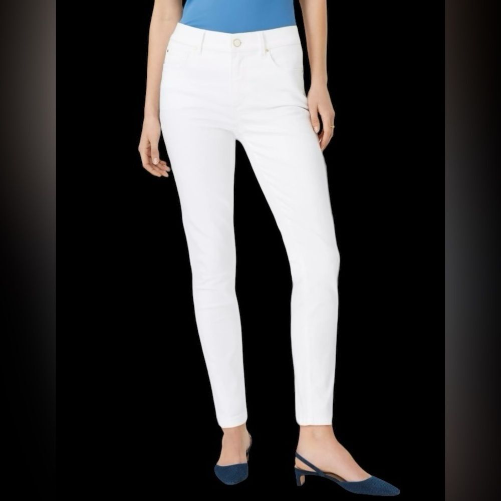 Ann Taylor 4P The mid rise skinny curvy white jean NWOT Resortwear cruise